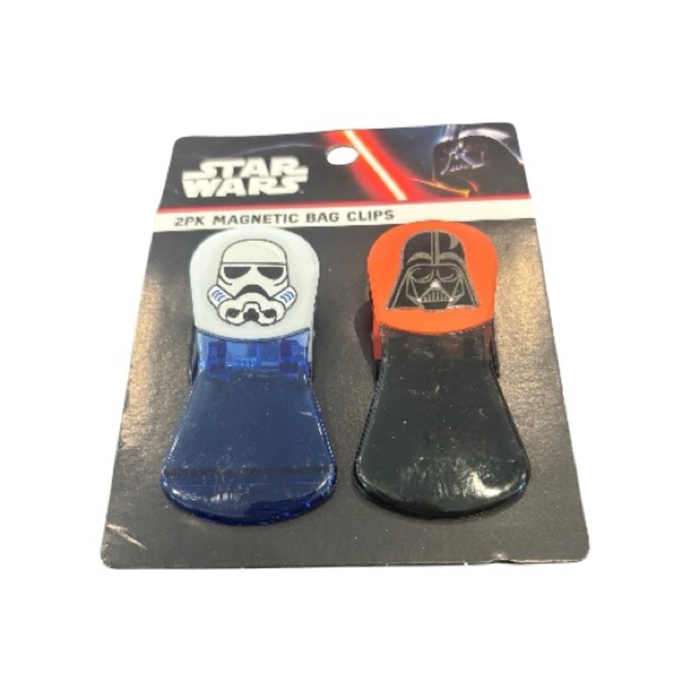 Star Wars Blue Stormtrooper & Black Darth Vader Magnetic Clips